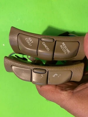 #2001 2002 MAZDA MILLENIA DIRECCIÓN CONTROL CRUCERO INTERRUPTOR PAR RUEDAS OEM Foto 1 de 4