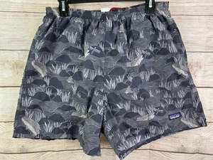 Vintage Patagonia Baggie Shorts Dragonfly Trout Fish Pattern Medium Large READ - Picture 1 of 6
