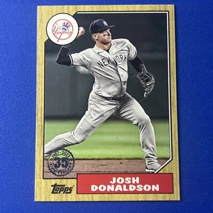 2022 Update 1987 Topps Baseball #87TBU-18 Josh Donaldson - New York Yankees - Picture 1 of 2