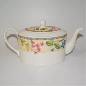 Johnson Bros "SPRING MEDLEY" Tea Pot & Lid - (Holds 4 Cups) - LIKE NEW - Picture 1 of 11