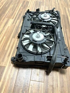Toyota Prius ZVW30 2010-2015 Radiator+condensor+dual fan Japan OEM - Foto 1 di 7