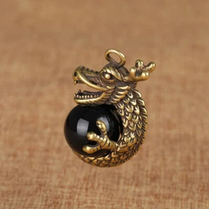 Göttlicher Drache Teller Perle Anhänger Antik Bronze Drache Totem Schlüsselanhänger Neu - Bild 1 von 14