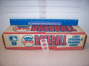 1990 FLEER BASEBALL FACTORY SEALED SET OF 672 CARDS MINT 42 HALL OF FAMERS - Picture 1 of 4