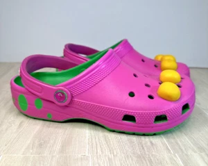 Zapatos Zueco Crocs Barney Púrpura Verde Edición Limitada Para Hombre 6 Para Mujer 8 EE. UU. - ¡DEFECTO! - Imagen 1 de 13