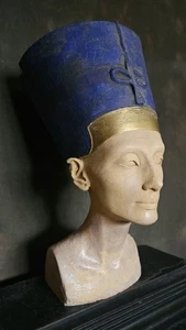 Vintage Papermache Nefertiti Egyption Head Bust Statue Mannequin Head 17 in - Picture 1 of 10