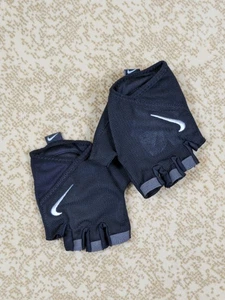 Nike Women's Training Gloves Lightweight Mesh – Size M - Picture 1 of 6