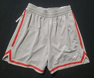 Pantalones Cortos de Baloncesto Nike Dri-FIT DNA 5" Juvenil Talla Grande Gris/Rojo FZ5240-012 Foto 1 de 4