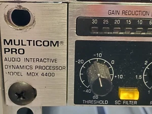 Behringer MDX4400 Multicom Pro Audio Quad Dynamics Processor Compressor Limiter - Picture 1 of 8