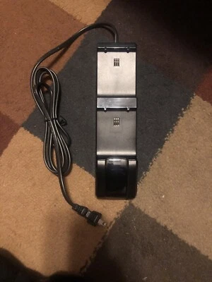Nyko Xbox 360 Charge Base Station 86100-A50 Charging Base EUC - Image 1 of 4