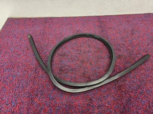 DODGE CHALLENGER R/T 392 08-20 DRIVER LEFT SIDE LOWER DOOR WEATHER RUBBER SEAL - Picture 1 of 4