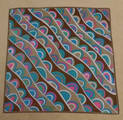 Винтажный шарф 1970-х с геометрическим принтом, 28 дюймов квадратный, синтетический, коричневый розовый морская пена - Изображение 1 из 4