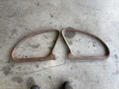 Chevy 1940 sedán de 4 puertas cuarto ventana adorno molduras original GM par Foto 1 de 4