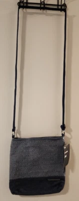 Nuevo con etiquetas Cartera Bandolera Dakine Jodie Denim Azul Acento Nativo Patrón Bolsillo Lateral Foto 1 de 4