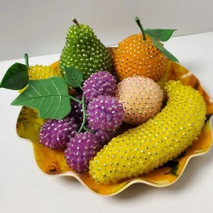 Vtg Push Pin Fruit Display Set of 6 Life Size Beaded MCM Decor Kitschy Plate Mix - Picture 1 of 13