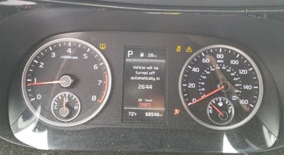 2021-2023 K5 OE Speedometer Gauge Cluster 68K Miles Kia - Image 1 of 4