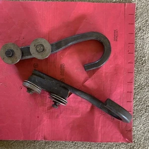 1994-05 OEM Chevy GMC Tow Hook Pair Blazer S10 Sonoma Jimmy ZR2?? GM - Picture 1 of 7