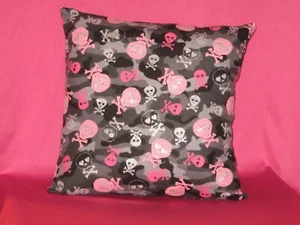 Funda Hecha a Mano - 14" - Calaveras y Corazones - Multicolor - Imagen 1 de 2