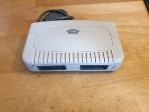 Super Nintendo SNES  LMP Gamester 5 Multi Player Adapter Multitap - Bild 1 von 1