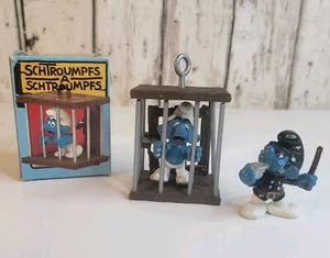 Deutsche Kiste - Schlümpfe Gefangenenkäfig Schlumpf Gefängnis Schleich Peyo - 1 Bar fehlt - Bild 1 von 18
