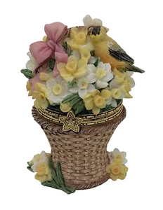 Brittany's Treasures Jonquil Marzo 1998 Arte Fundido Floral Cesta Caja Baratija - Imagen 1 de 7