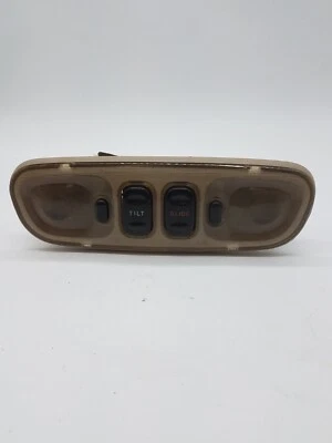 Mazda 626 1994 sedán cúpula central delantera luz techo corredizo interruptor usado Foto 1 de 4