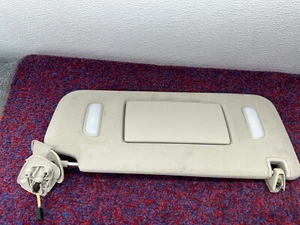 CADILLAC ESCALADE ESV 6.2L 07-14 OEM RIGHT SIDE SUNVISION SUN VISOR MIRROR CARD - Picture 1 of 3