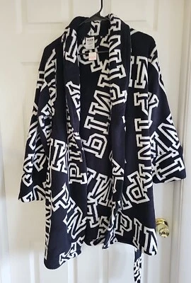Victoria's Secret розовый черный и белый логотип халат размер XS/S флис Loungewear подарок - Изображение 1 из 4