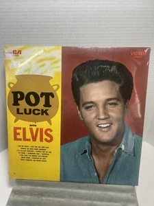 ELVIS PRESLEY RECORD "POT LUCK" - RCA RECORDS (LSP-2523) - RARE - Picture 1 of 10