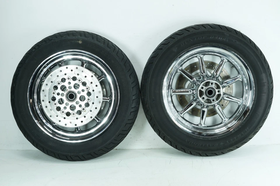 Llanta delantera y trasera Harley Touring CVO 07 Electra Screamin Eagle OEM 16" Foto 1 de 4