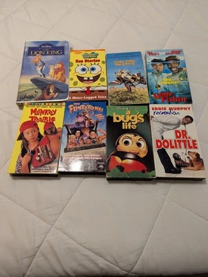 8 VHS Movies Chitty Chitty Bang Bang Lion King A Bug's Life UNTESTED SpongeBob - Image 1 of 4