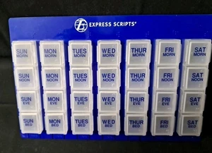 Tägliche Pillendose Organizer Etui Medizin Aufbewahrung 7 Tage 28 Fächer mit Blindenschrift - Bild 1 von 5