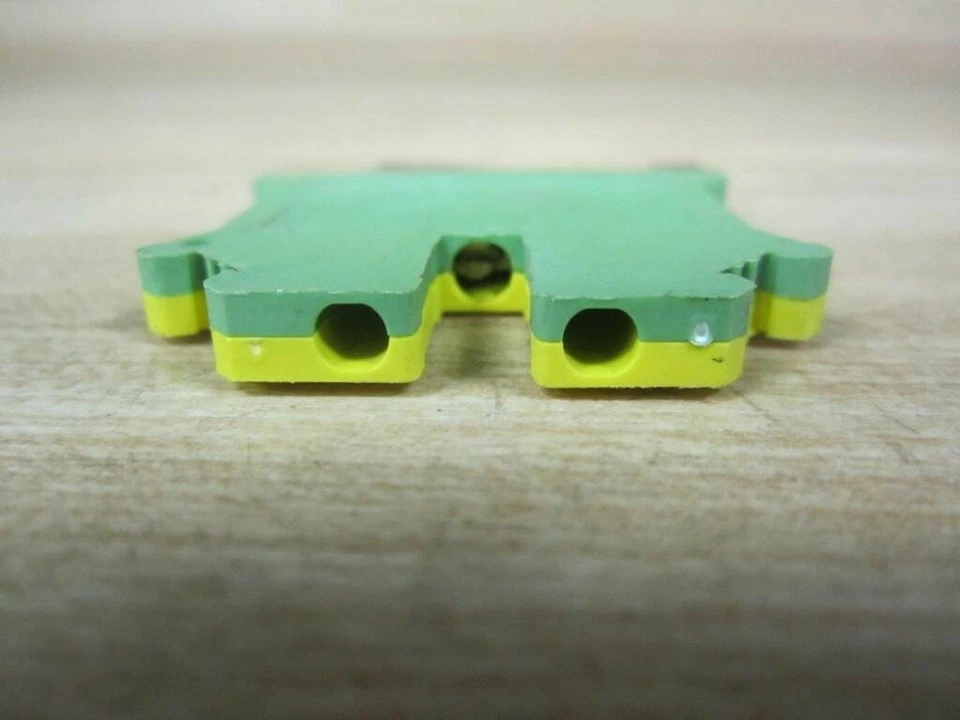 Phoenix Contact 0441083 Terminal Block USLKG3 - Image 1 of 1