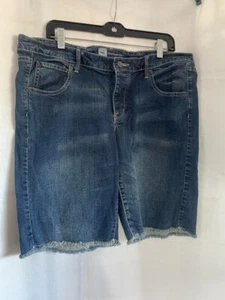 EUC Mossimo Women's Blue Denim Shorts size 14 - Picture 1 of 3