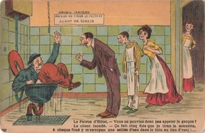 Postkarte Comic Mann französisch La Patrone D'Hotel Le Client steckt in Toilette fest - Bild 1 von 2
