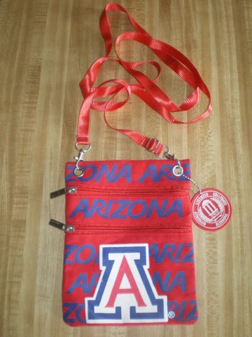 University of Arizona Wildcats Crossbody Small Bag NWOT Canvas, Zips, Robin Ruth Cover