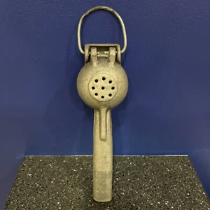 Vintage Citrus Garlic Press, Hand Held Cast Iron Citrus Juicer With Handle 9” - Picture 1 of 8
