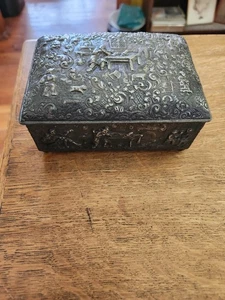 ANTIQUE BARBOUR SILVER BOX - REPOUSSE 1892-1899-HINGED LID STERLING SILVER - Bild 1 von 8