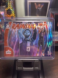 Panini Optic Raining 3s 2020-21 PULSAR ROJO Prizm Paul George #14 partido de colores - Imagen 1 de 2