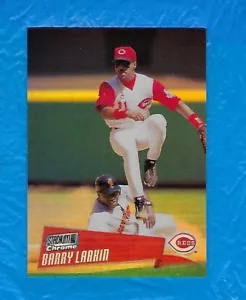 BARRY LARKIN 2000 STADIIUM CLUB CHROME REFRACTOR #30 CINCINNATI REDS HOF ! - Picture 1 of 2