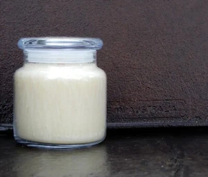Handmade 100hr CARAMEL ALMOND MILK Scented Natural Wood Wick Glass Jar CANDLE - Picture 1 of 24
