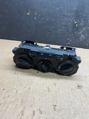 Volkswagen Passat 2008-2010 panel de control de clima manual calefacción de aire acondicionado U4644 DG Foto 1 de 4