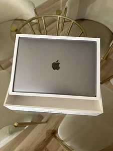 macbook pro m1 13 zoll 16gb - Zdjęcie 1 z 4