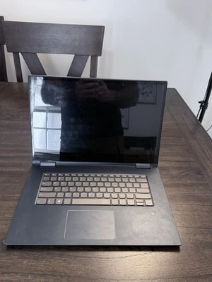 Lenovo Yoga 730-15IWL 15.6" i5-8265U 1.6GHz 12GB RAM 256GB Foto 1 de 3