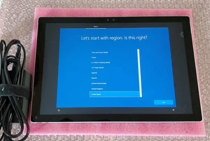 Microsoft Surface Pro 4 i5-6300U 4G RAM 128G SSD Win 10 Pro [SEE DESCRIPTION!] - Picture 1 of 7
