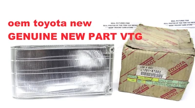 87 - 89 Toyota Van Lite Ace Koito corner light lamp lens turn signal 28-27 L OEX - Image 1 of 4