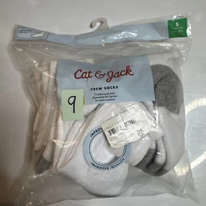 Cat & Jack 9 Pair White Crew Socks Kids Size Small 5 1/2 -8 1/2 Cushion Sole - Picture 1 of 3