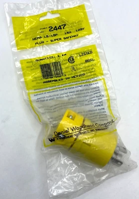 WOODHEAD 2447 SUPER SAFEWAY PLUG YELLOW 125V 5-15P 15A - Image 1 of 4