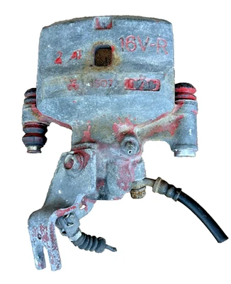 Pinza de freno trasera derecha pasajero Toyota MR2 1991-1995 47730-17100 - FABRICANTE DE EQUIPOS ORIGINALES Foto 1 de 4