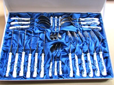 TONER CIBULAK ' MEISSEN BLUE ONION ' PATTERN 24 PIECE SET OF CUTLERY (11313) - Image 1 of 4