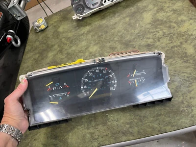 87-91 Ford Truck Bronco medidores cuadro de instrumentos velocímetro sin tacómetro 1987-1991 Foto 1 de 4